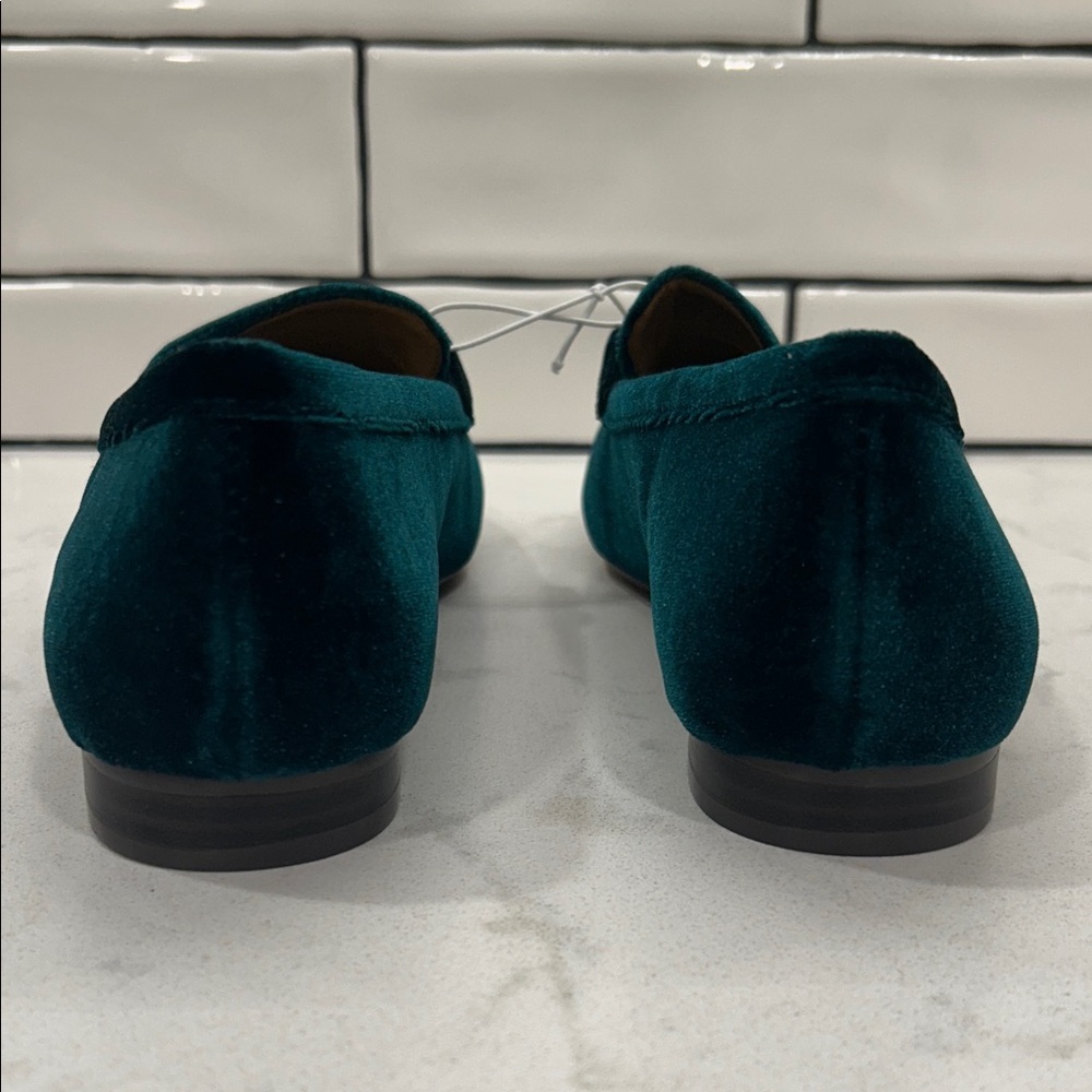 J. Crew Velvet Bit Green Elegant Holiday Loafers with Gold Accent 10 NWT - Picture 5 of 14